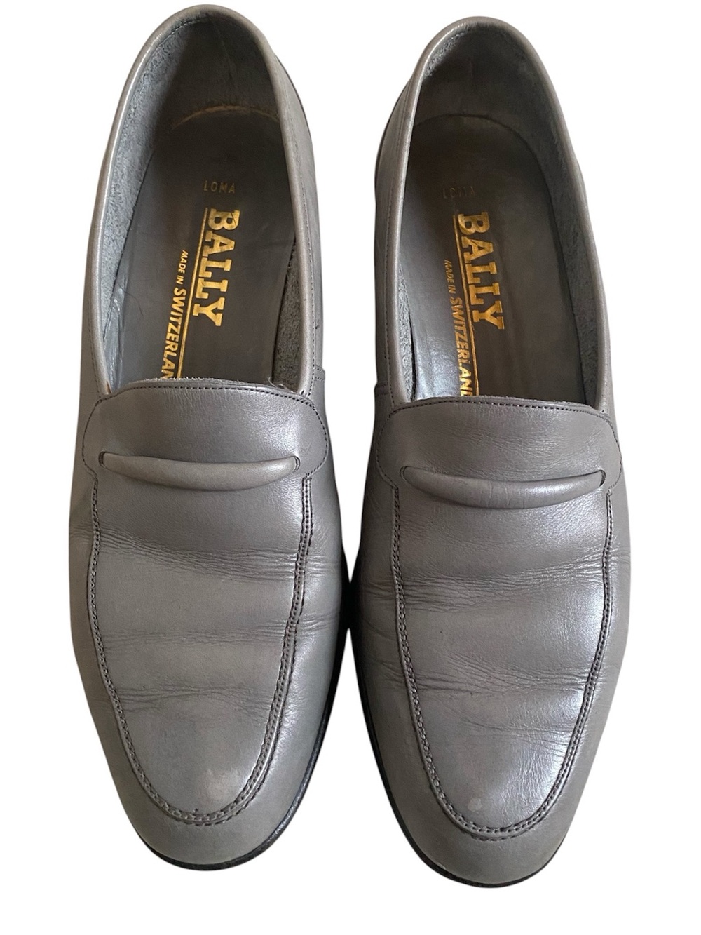 Bally men’s Loma gray leather loafers Made in Switzerland
